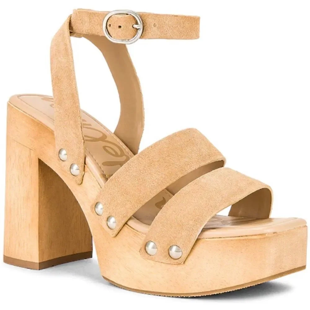 Sam Edelman Rosalind Platform Heeled Sandal in Sesame Suede